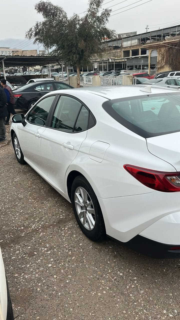 تيوتا كامري
موديل 2025 
ماشي 4 الف مايل
وارد أمريكي 
موصفات LE بصمه داخل كريمي موصفات معروفه
سياره بيدون أيرباگ
رقم شاصي موجود منشورات
حادث سياره راسل بوننيد شويه صبغ و شويه جاملغ صبغ
نزبت داخل كولش سليمه فقت راسل براكيت شاسي 
مسحوب شويه مبين بل صور حادث 
سياره بيدون رقم تترقم شيمال 
سياره طاگ جديد 
السعر 225 مجال 
عنوان عقرء 
رقمل هاتف وتساب علي 
***********
