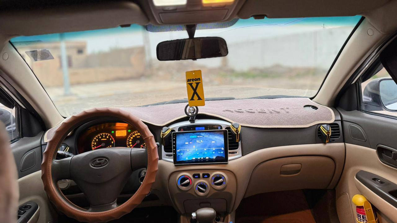 السلام عليكم هونداي اكسنت موديل١١ خليجي
محرك ١٦ شرط كير شرط 
صدر جديد زوج تايرات اليوم شديته الخلفي نص عمر 
شاشه لمس تبريد شغال ثلج تدفئه 
ارضيه جلد سياره جاهزه علا اخر حبايه 
الضرر نص جاملغ امام السايق والباب والهلال الخلفي فقط الباقي مكفول مثل الصور بدون اي بوارد 
رقم بغداد دولي  تحويل مباشر فقط 
العنوان صلاح الدين بيجي قرية المزرعة
السعر ٩٢ وبيها مجال يرهم مراوس حسب القناعه
الهاتف***********
الهاتف***********
