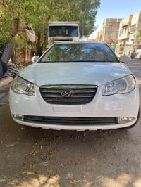 النترا 2010 ((بدون رقم )) سعرها 16 بيها مجال بسيط مكينه كير كفاله  077...