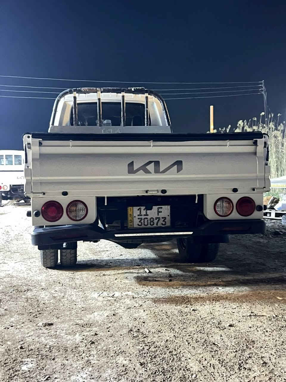 سلام عليه عندي سياره للبيع كيه عموشه موديل 2024 ماشيه 44 حقيقي كلشي كامل بيها سياره جاهزه مسستمه
***********.        ***********
