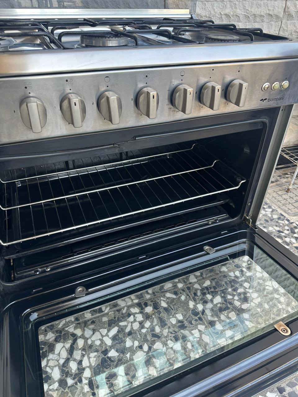 طباخ إيطالي درجه اولى بعده جديد أخذته ب 900 واريده ب 450


**إذا كنت صاحب هذا الإعلان وتريد حذفه لأي سبب، رجاءا أرسل رسالة إلى الدعم الفني**