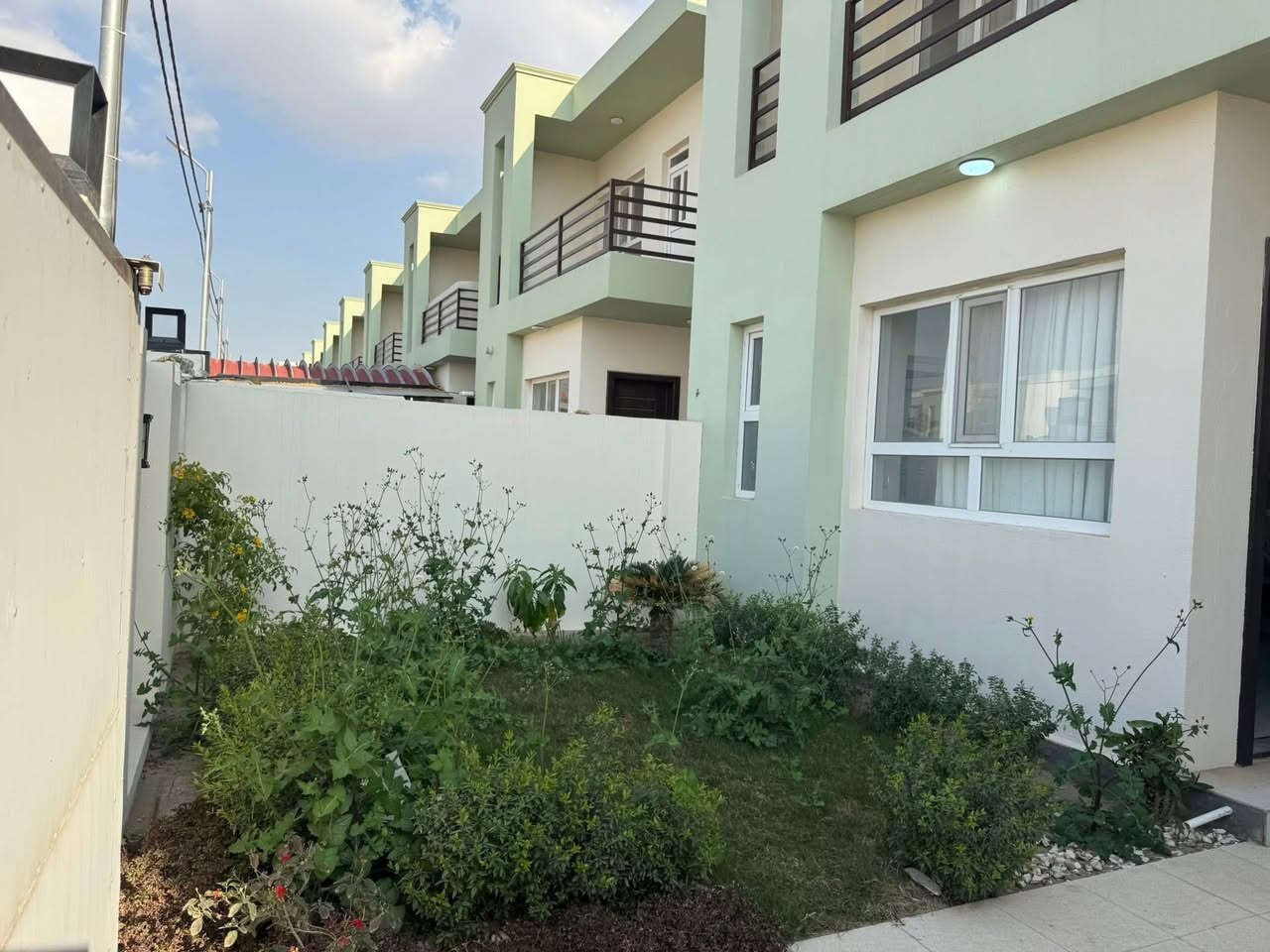 🚨 تطلوعة رمزية جداً جدآ❗️❗️
فرصة ذهبية داخل مجمع المرتضى السكني
❗️❗️ هذا العرض نادر
🏡 دار للبيع
📐 مساحة الدار: 160 متر
📍 – اتجاه بحر 
💰 الواصل: 58 مليون فقط
🔥 سعر مغري وفرصة نادرة للسكن 

✅ موقع ممتاز داخل المجمع
✅ مناسبة للعائلة والاستثمار المستقبلي

#اكتب_تم_توصلك_تفاصيل

📞 للاستفسار***********
