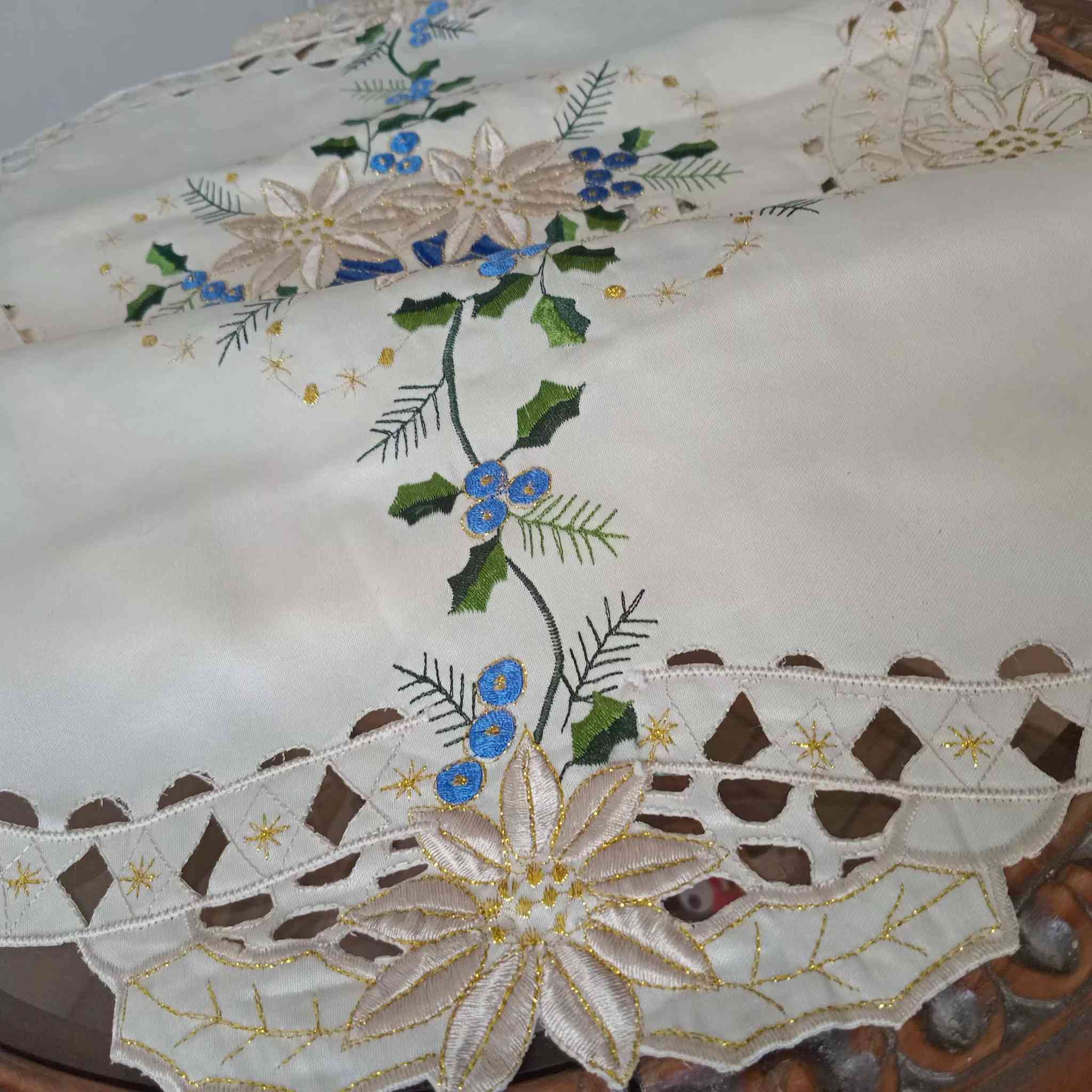 منزلي رنرات وجوه كوشات متوفر توصيل للمجمع للحجز مراسلة الصفحه


**إذا كنت صاحب هذا الإعلان وتريد حذفه لأي سبب، رجاءا أرسل رسالة إلى الدعم الفني**