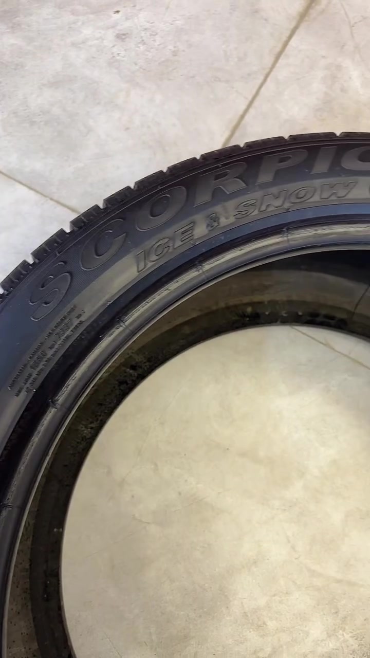 زوج اطارات  اخو الجديد بالة 
ماركة pirelli RUN FLAT بيرلي رن فلات 
القياس315/35/20 
صنع بريطاني
الموقع سامراء درايف سنترDrive center


**إذا كنت صاحب هذا الإعلان وتريد حذفه لأي سبب، رجاءا أرسل رسالة إلى الدعم الفني**