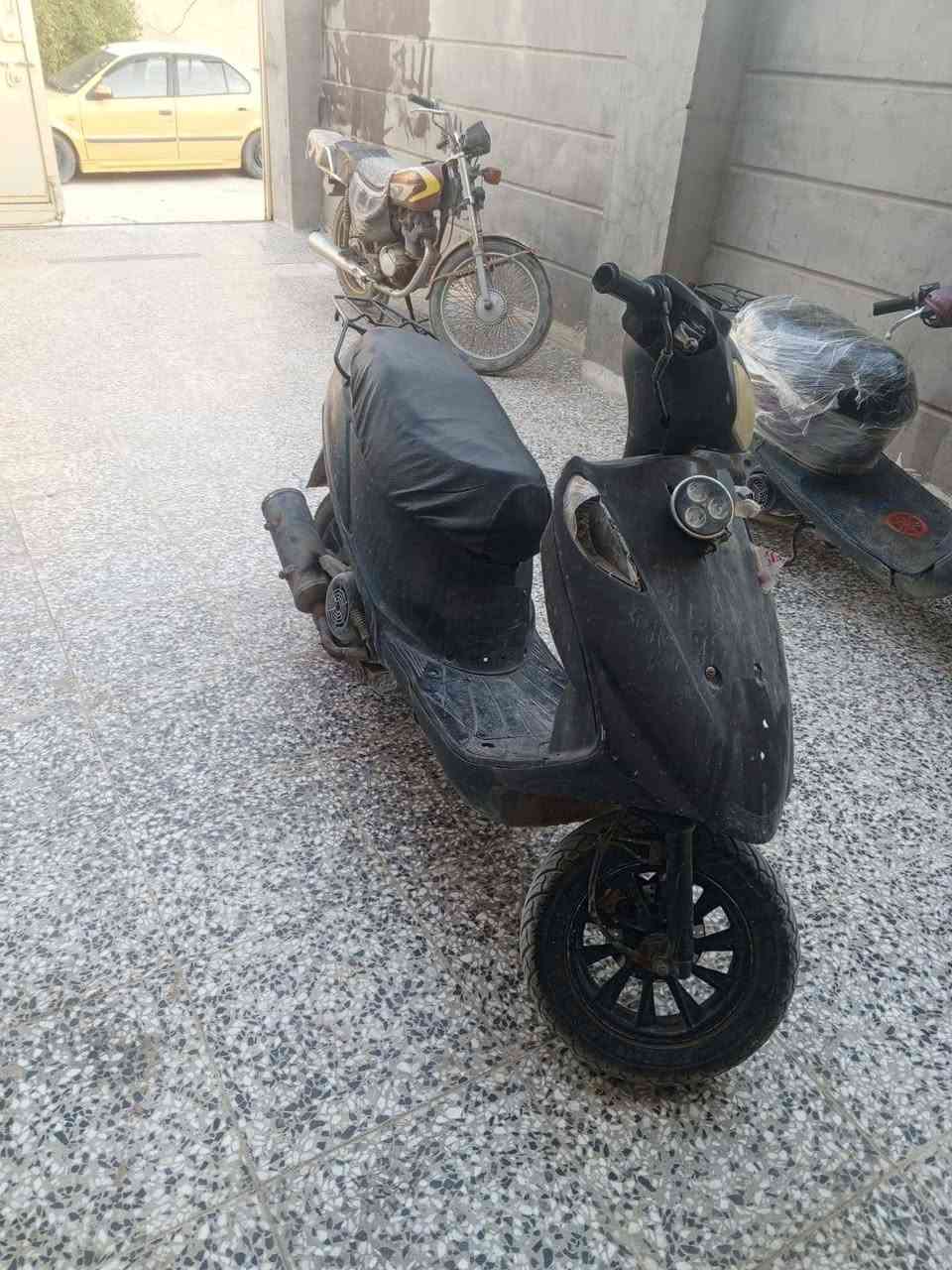 دراجه للبيع دراجه نضيفه كلشي ما بيه سعره 350 بيه مجال مكان كربلاءالشبنات الستفسار ***********
