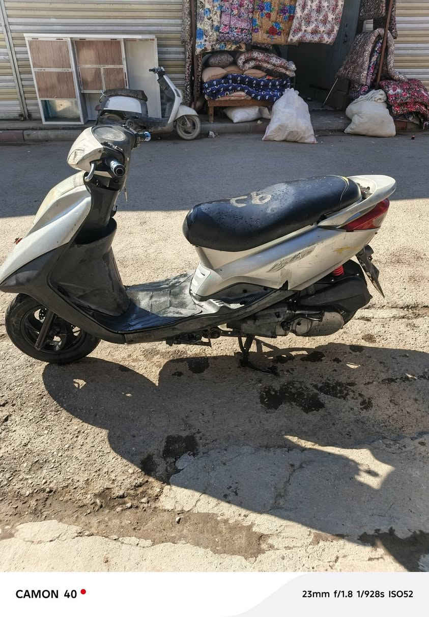 بريز ياباني دراجه بلاد مكينه ناعمه بلادي  دراجه ختم واحد 
سعر ٥٥٠  عنوان بغداد دوره أبو دشير 
***********
