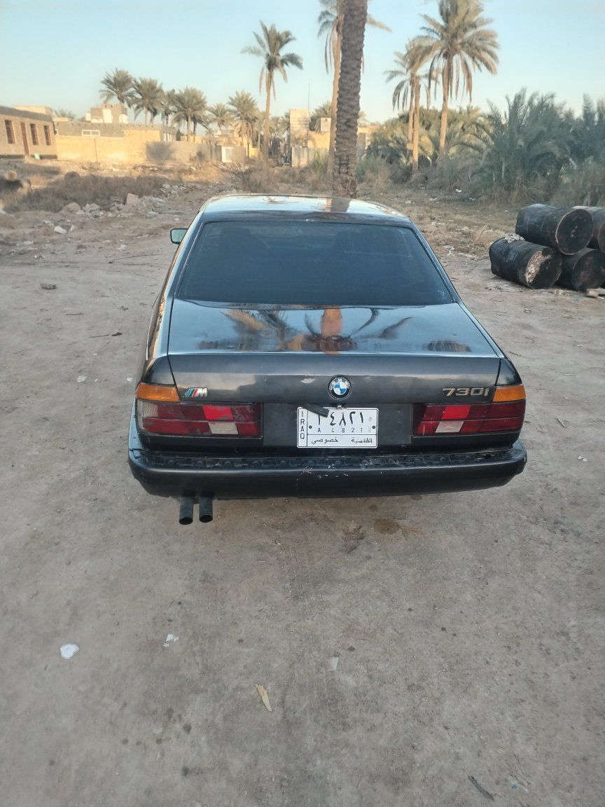 , سلام عليكم شباب بي ام 730 كير محرك خير من الله سياره جاهزه ترايك 200مال جناي للبيع او مراوس حسب القناعه
***********
