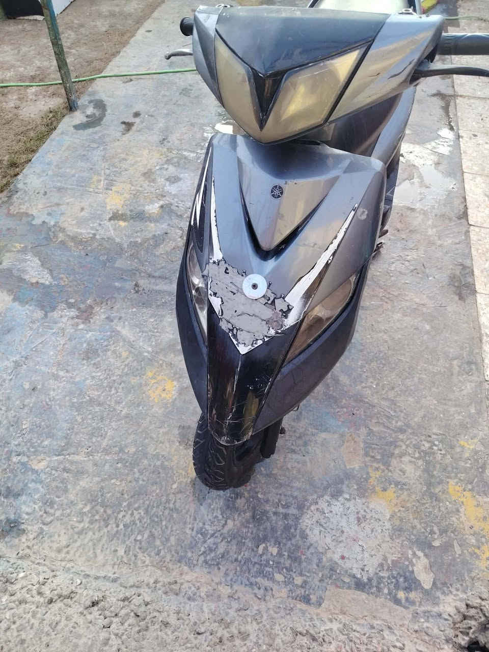 السلام عليكم للبيع ماكس دراجه مكفوله عده الكابريتر دراجه اذا مفتوح برغي بل محرك تاخذهه بلاش ناعمه شلعه ومعدل شغاله من الطول للطول سعرهه ٤٥٠ مكاني نهايه حي اور وهذا رقمي ***********
