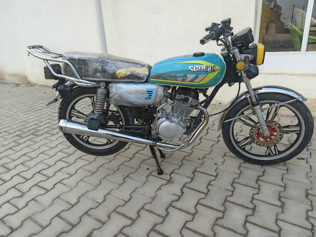 سيفان 2023  5 كير
اوراق 
كاملة بدون نقص 
شاشة الكتروني 
مكانها صويرة
السعر 525 بي مجال كلش بسيط
متواجد خاص


**إذا كنت صاحب هذا الإعلان وتريد حذفه لأي سبب، رجاءا أرسل رسالة إلى الدعم الفني**