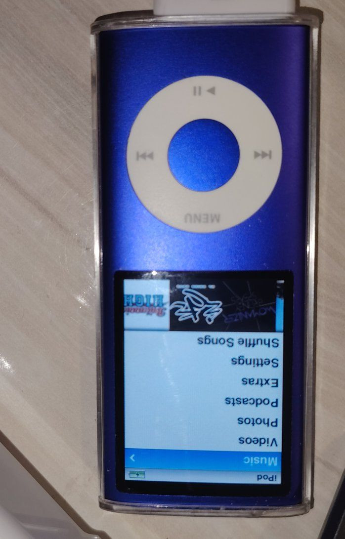 ipod nano 4 Purple
جهاز ايبود نانو 4 لون بنفسجي بطارية خربانه 

بدون شاحنه 

نضافته مثل ما مبين بل صور 

السعر:35.000 دينار عراقي

متوفر توصيل:5.000 دينار عراقي


**إذا كنت صاحب هذا الإعلان وتريد حذفه لأي سبب، رجاءا أرسل رسالة إلى الدعم الفني**