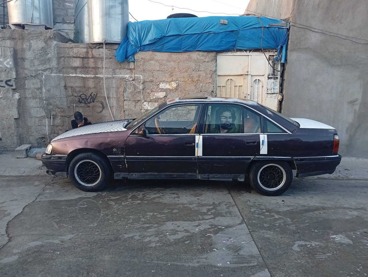 سلام عليكم
اوبل اوميكه 92 رقم كركوك الماني سنويه كارتوني عدم ترويج دفتر بانزين مابيه شرط تحويل والوكاله محرك كير اكسن شرط كهربيات كله شغاله تدفه نار تخم تاير جدد صدر امامي خلفي جديد للبيع او مراوس حسب القناعه مكان كركوك السعر 20وبي مجال بصيط *********** رجاء مو شراي لتكسر بمال العالم وتحياتي للجميع
