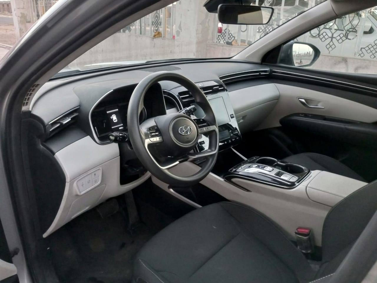 للبيع توسان هايبرد موديل 2023 وارد امريكي حادث جاملغ وبنيد رقم بغداد دولي حره تتحول مباشرة بسم المشتري بسمي ماشية(25 الف كيلو) مو ميل السياره حلوه خير من الله بيهة بعض الملاحظات السعر ((175 ورقة )) مكان السيارة واسط قضاء الصويرة للاتصال بالرقم ***********
