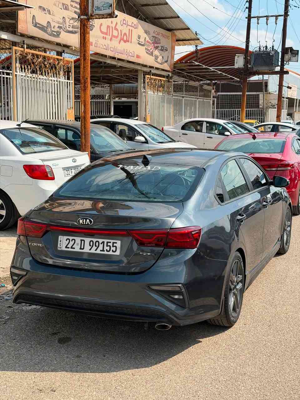 السلام عليكم 
فورتي 2021 gt line 
معروفه مواصفاتهة فول ماعدا الفتحه 
مكينه مبدله بوحده مال كصه 
مكفوله لا صرف ولا تبخير 
حادثهة صندوك وباب السكن مبدل نفس اللون 
وجاملغ خلفي اليمين صبغ 
رقم شمال تحويل شوكت ميعجبك 
السياره بأسمي

السعر 130 وبيهة مجال قليل 
***********
