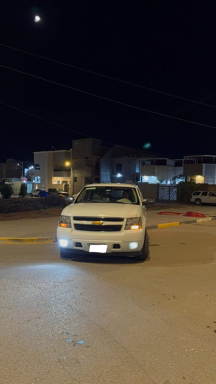 تاهو شيفروليه خليجي موديل (2013) (LT) بدي قصير .
1- كفالة عامة ( بدي + محرك + گير ) .
2- تشغيل عن بعد .
3- فور ويل .
4- تحكمات ستيرن المعتادة .
5- حساسات خلفية .
6- تبريد و تدفئة بحالة الوكالة و بدون اي نقص .
7- تخم تاير نوع ( NEXEN ) الكوري استعمال شهر واحد فقط
8- عداد الكيلومتر 220 الف كيلومتر قابل للزيادة .
9- الرقم اربيل الانگليزي الجديد .
10- السنوية لغاية 2028 تأريخ الإصدار 20/10/2025 .
11- الهزة جديدة غير منتهية .

السيارة بأسمي شخصيآ و بدون اي نقص .
السعر (28) الف دولار - (280) ورقة .
للإستفسار و التواصل على السيم كارت و الواتساب .
( *********** ) … العنوان / البصرة - الاكوات (3).
شكرآ للأدمن للمساعدة في النشر …
تحياتي للجميع …
