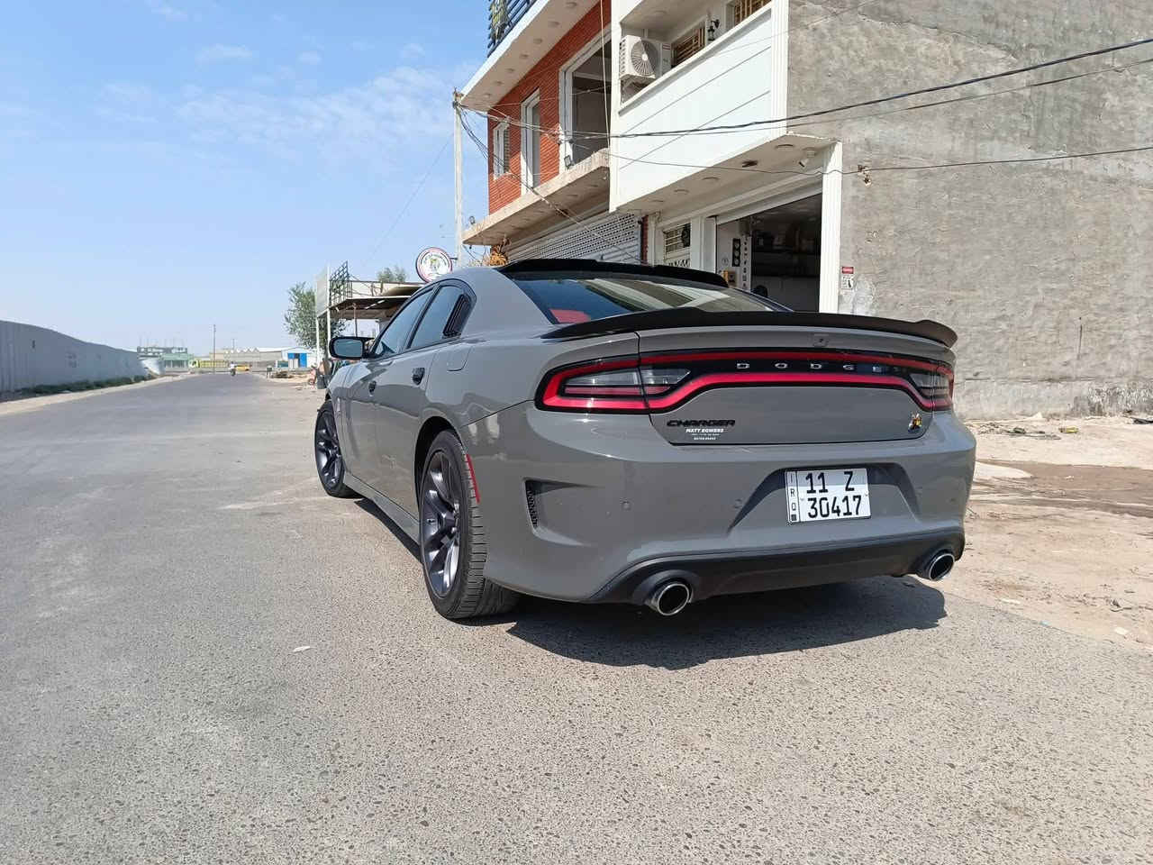 جارجر سكات باك فول مواصفات
ماشيه ١٥الف 
حادث جاملغ وبنيد بدون شواصي الو لغود
للبيع او المراوس *********** بغدادالسعر 160وبيها مجال
