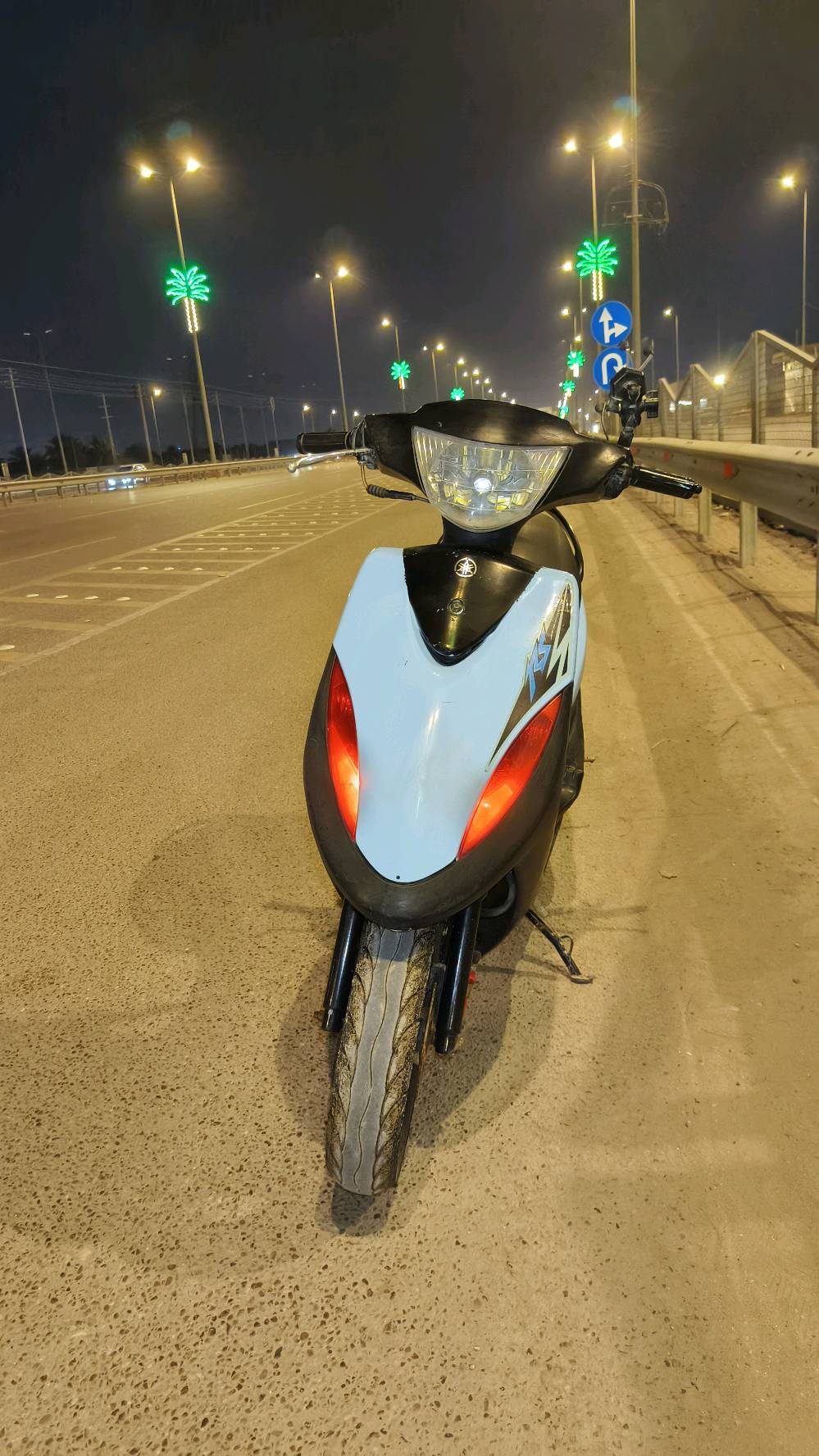 ماكس عدله نضيفه كامله من كلشي بس
كيج السرعه والبانزين ميشتغلن 
والدراجه مبدل بيهه والفات اصليه
الدراجه سابقا ممفتوحه اني مبدلهن ع ايدي تعال وافحص وقتنع... وبيك خير ودلل... مكاني كربلاء.. الشبانات