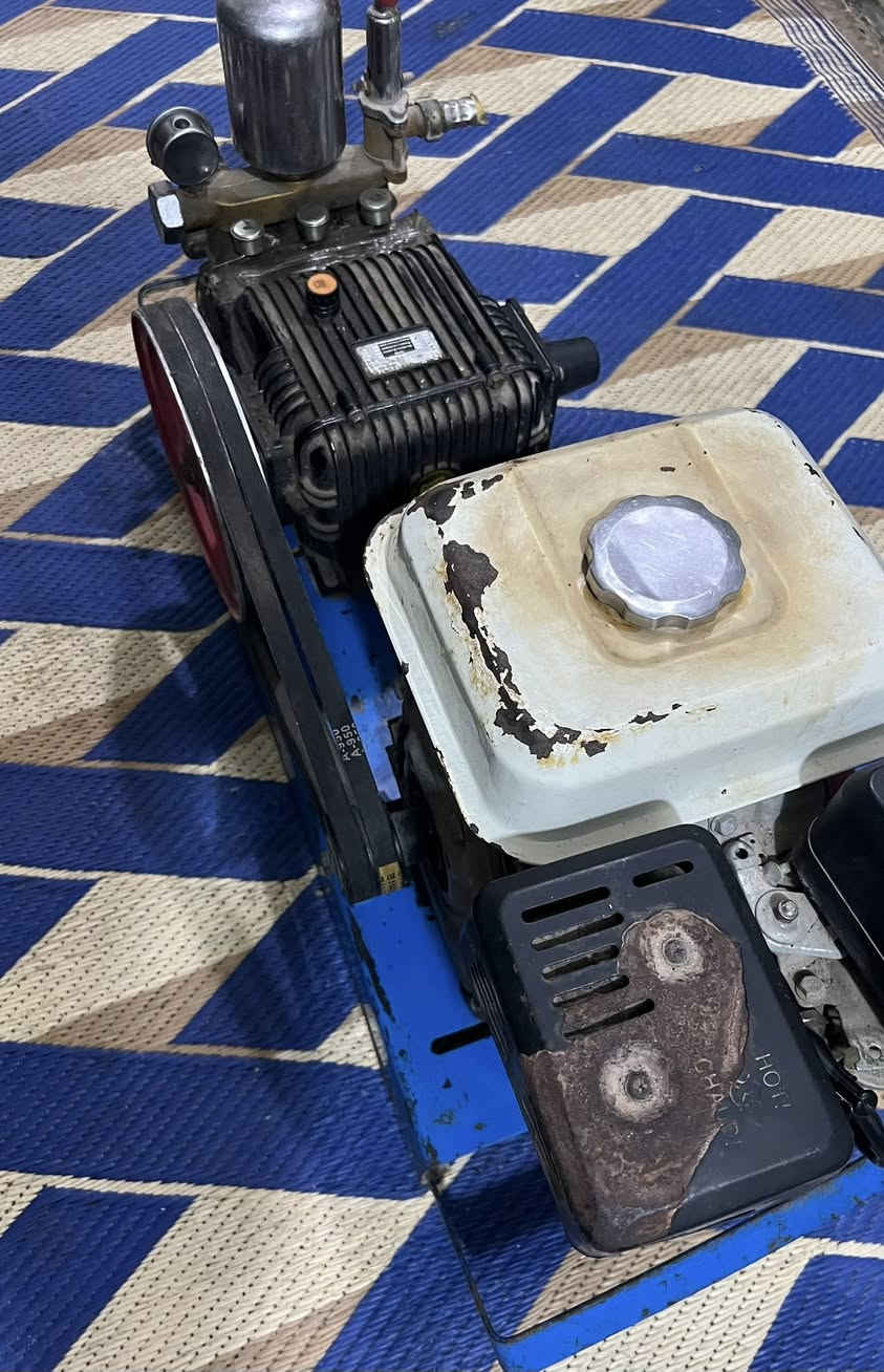 ماطور غسل للبيع شغال بس بي صونداته يرادلهم كص وكبس من جديد معوجات وما يضخن مي قوي موجودات صونداته سعر 125 صارله فتره متروك ما محتاجه


**إذا كنت صاحب هذا الإعلان وتريد حذفه لأي سبب، رجاءا أرسل رسالة إلى الدعم الفني**