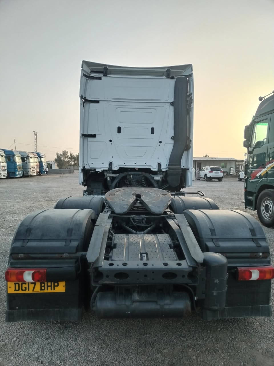 اكتروز وحش سنكل بريطاني موديل ٢٠١٧ حجم 48-25 رقم انبار مروبط عربانه 4محاور منذر ***********
