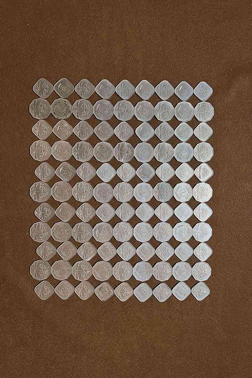 السلام عليكم
للبيع شلعة وحدة
التواصل خاص او واتس اب 
***********
مكان / حي الجامعة بغداد
التوصيل فقط للكرخ متوفر
وهاي كم قطعة منهن حتى تشوفون نظافتها بغداد, العراق
