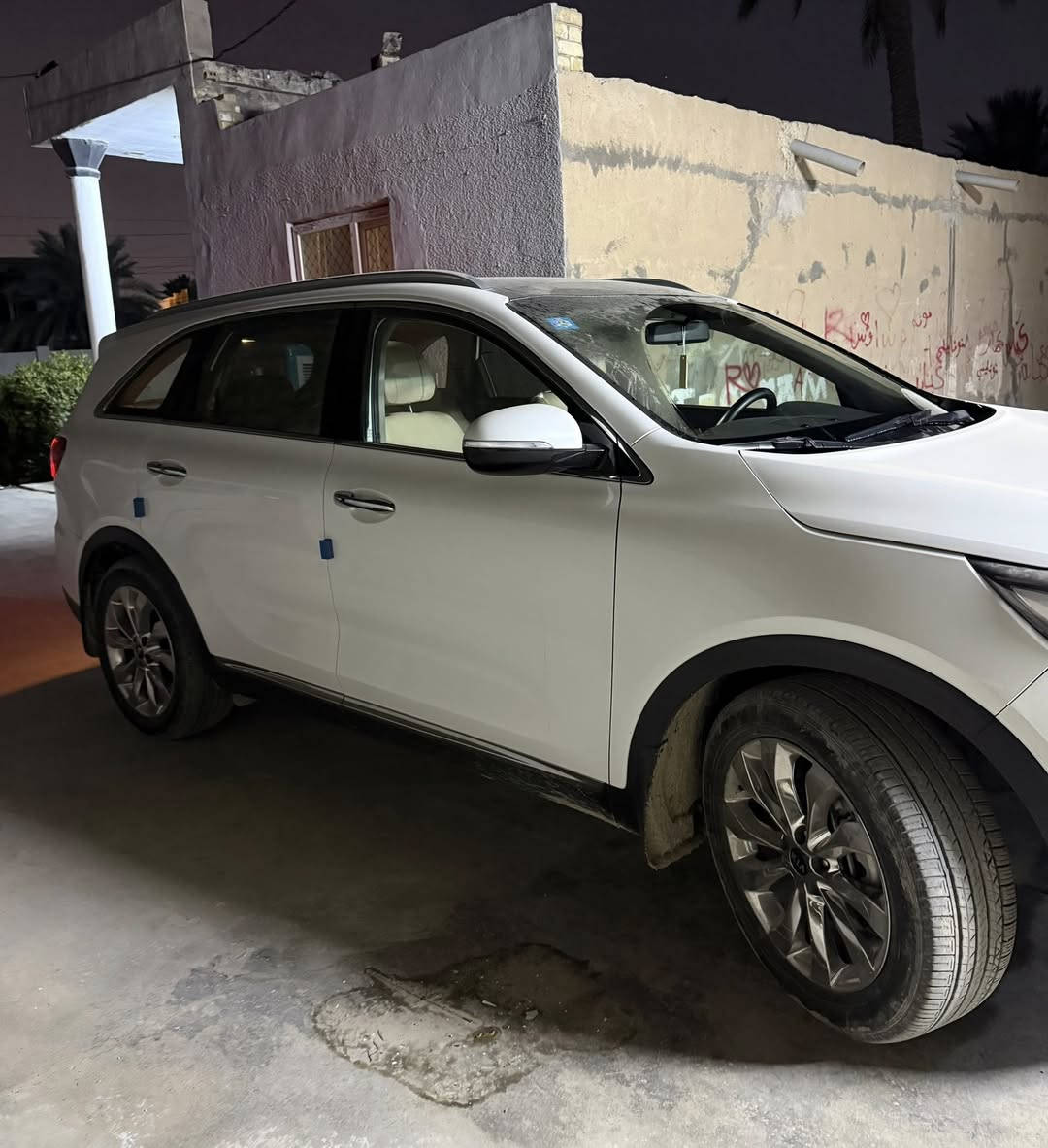 ‏السلام وعليكم
سورنتو 2019 خليجي كفاله عامه 
السياره ماشيه 80 الف جديده مال جناي 
رقم سياره بغداد بأسمي مداور ثاني يوم
مكان سياره بغداد شهداء البياع
السعر 268$ وبيها مجال
اللاتصال ***********
المواصفات
بنوراما 
بصمه 
بصمه ابواب 
6 سلندر
7 راكب 
3 قطع تبريد 
جنطة كهربائية 
جنطة ذكية 
كشنات جلد
كشنات كهرباء
بردات خلفيه 
ترحيب عند الاقتراب 
نقطة عمياء 
تحديد مسار 
مانع نزلاق 
5 انظمة قيادة 
اوتو هولد 
نظام ترحيب 
4 جامة اوتو 
ويل كروم 19
حساسات امامي و خلفي 
اشاير بل مري 
كروز سرعة 
تحكم استرن
