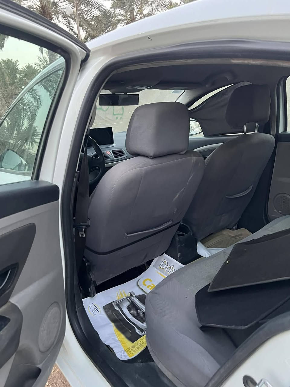 السلام عليكم رينو فلونس موديل 12 بغداد الدولي صبغ جاملغ وباب اثر شخطه مكفوله من كولشي مكينه كير حداديه جديده كهربائيات شغاله تبريد ثلج سياره جديده مشروطه مكاني بابل السعر 65 وبيها مجال السياره وضع الشركه ***********
