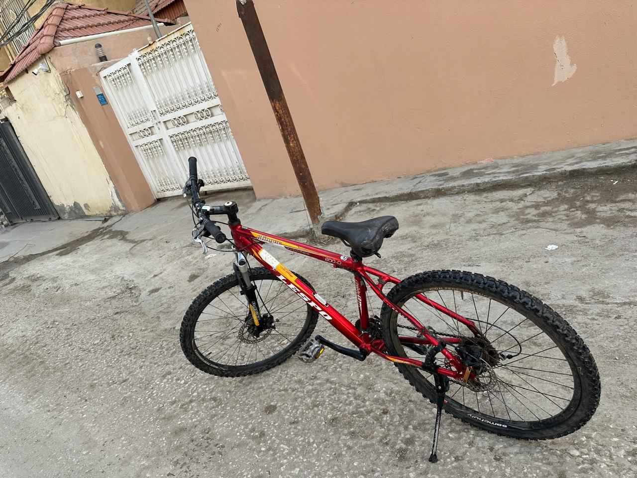 السلام عليكم ورحمة الله وبركاته
بايسكل جبلي للبيع باله كوري اصلي استخدام قليل

9 كير
دبلات
حجم 26
السعر 180 الف المصيب, بابل


**إذا كنت صاحب هذا الإعلان وتريد حذفه لأي سبب، رجاءا أرسل رسالة إلى الدعم الفني**