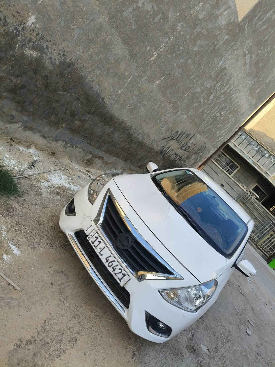 سلام عليكم نيسان سني 
2024
ماشيه 19
سياره نضيفه فقط شخط بل رقم الامامي 
مكان بغداد دوره 
***********
