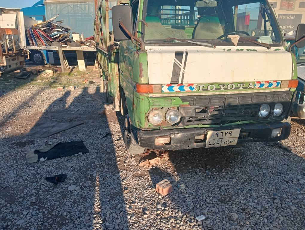 الربيع محرك ارنب 4 سلندر شرط جير محرك شرط تحويل او وكاله كولشي شرط مكان كلار 30 ورقه مجال 
***********
