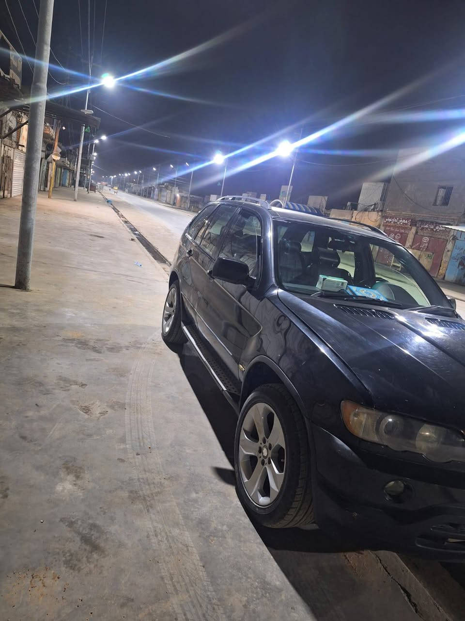 السلام عليكم بي ام دبليو اكس 5 /2004 بدون كص تخم تاير حداده كير مكينه جاهزه السياره بيها تلحيظات بسيطه مكان السياره ميسان *********** السعر 47وبيها مجال أو مراوس حسب القناعه
