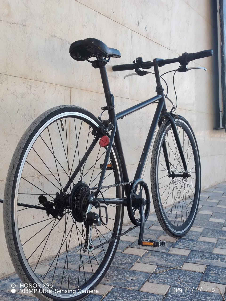 سلام عليكم
متاح  بايك c700  
البايك كسر حاويه 
قطعه نضيفه نضافته 100/100 
اوياله المنيوم طبقتين 
كير 7 نمر سستم shlmano
البايك جاهز من كلشي 
مكاني بغداد الاعظمية 
سعره 110 وبي مجال 
للحاب يتفضل خاص ويدلل
***********
