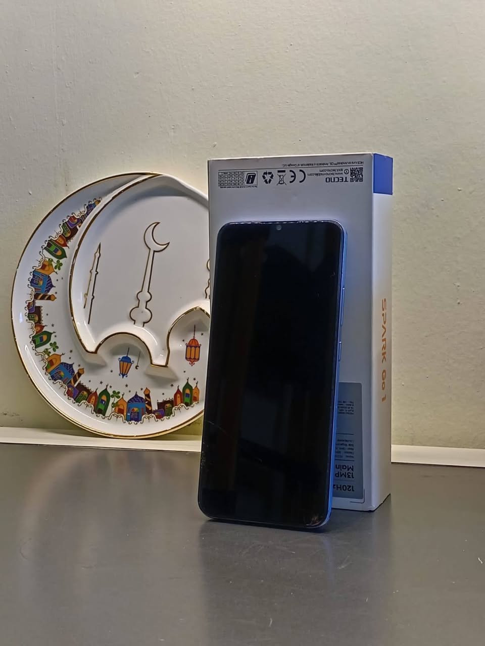 REALME C25 

الذاكرة :64 
اللون:سمائي
☝️بصمة اصبع
👤بصمة وجه 

'ملاحظة :فقط خدش بسيط بالشاشه ممأثر على اللمس 
الجهاز بحالة جيدة كما موضح بالصور 

السعر 60 الف قابل للتفاوض 
العنوان بغداد حي العامل أو البياع 
***********
