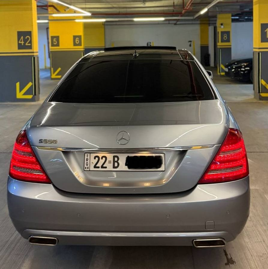 مرسيدس S550 موديل 2008
 محدث كامل 2013

الموديل: 2008
التحديث: شكل 2013 كامل
الوارد: خليجي – صفر شركة سردار
المحرك: 8 سلندر بنزين

المواصفات:

- فول مواصفات
- سقف بانوراما
- نظام تحديد المسار
- 5 ستائر كهربائية
- أوتو ستوب
- بارك أسست
- ديكورات فورميكا فاخرة
- مقاعد أمامية وخلفية مساج
- شاشة معلومات
- كاميرا
- هاتف
- أوتو هولد
- حساسات أمامية وخلفية
- مقاعد كهربائية
- مقود كهربائي
- تبديل سرعات على المقود (جير ستيرن)

حالة السيارة:

- قطعتان صبغ تجميلي فقط
- بدون حوادث
- بدون دواخل
- محرك وكير أصليان ولم يتم فتحهما
- الكهرباء كاملة بشرط
- إطارات ووِيالات جديدة
- رقم وسنوية جديدة

الموقع:
السليمانية

للاستفسار: ***********
