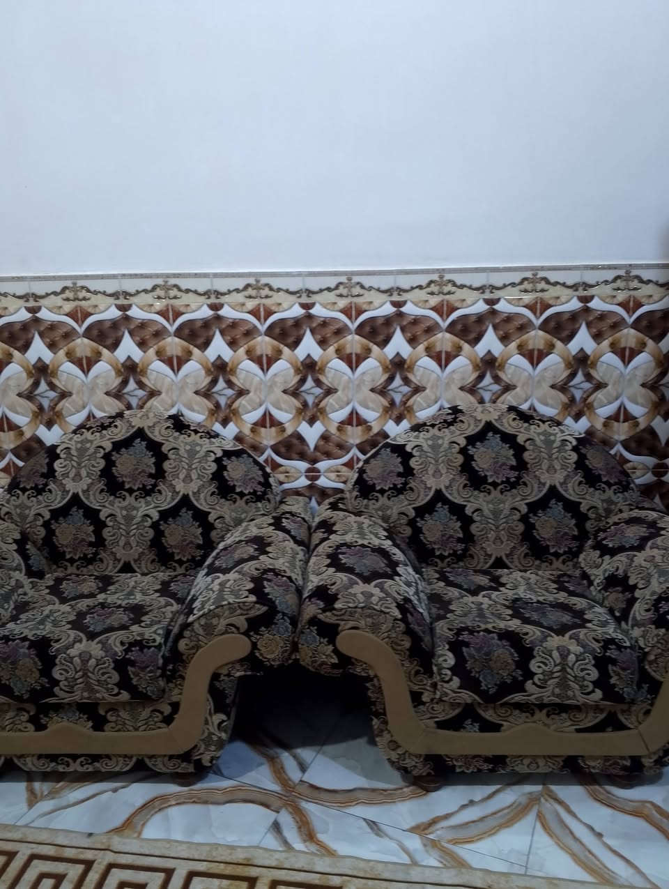 تخم للبيع سعره 130الف
***********
