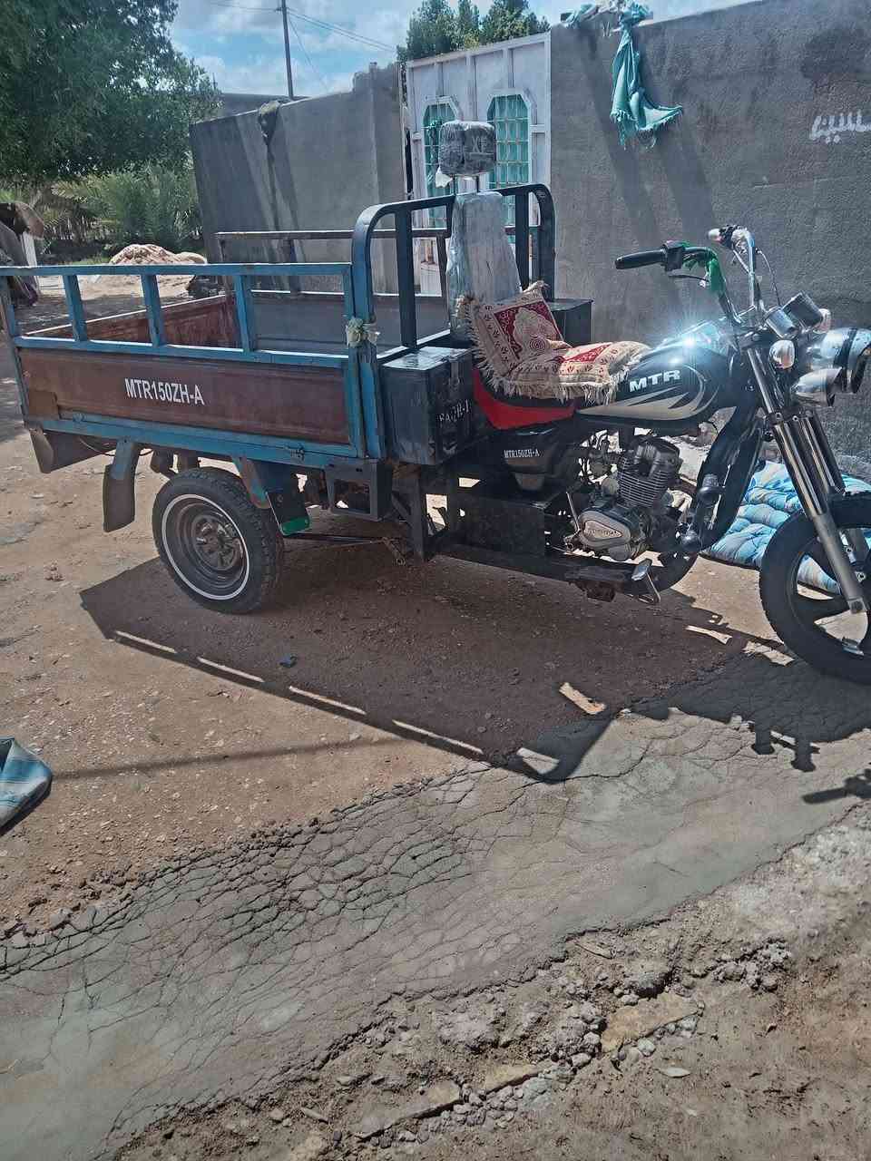 ستوته للبيع موديل 2014
مكفوله كفاله عامه اوراق صولي كهربايات كلها شغاله الشراي يتصل علا الرقم ***********
