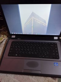 حاسبه مواصفات حلوه مكتبيه مو من هذا الصيني اصلي اصلي اصلي ويندوز 7 فول...