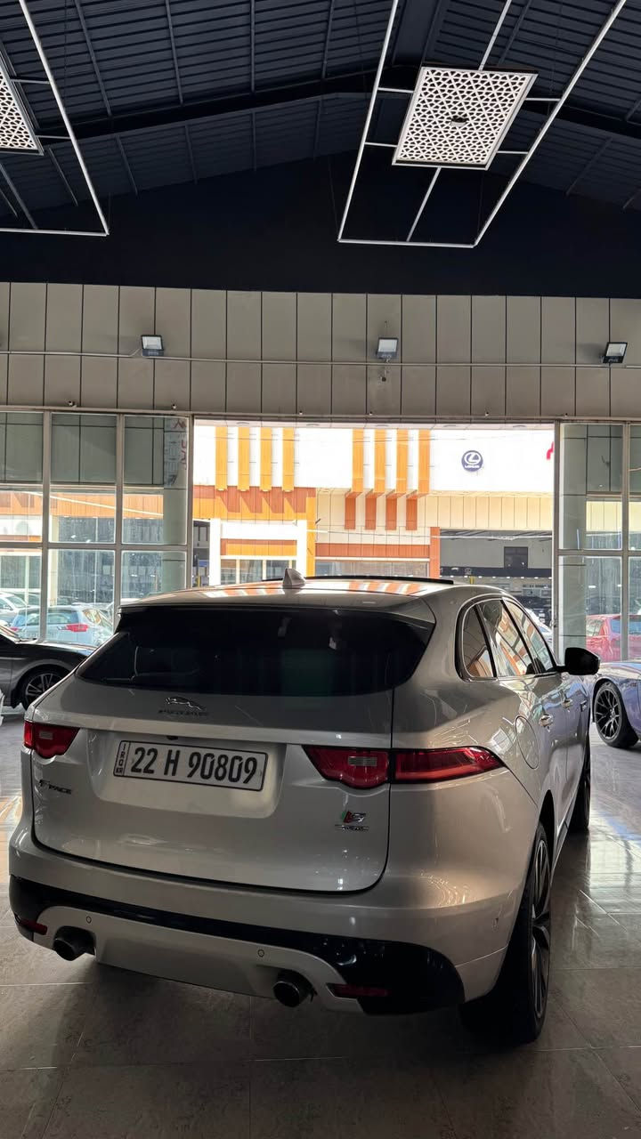 jaguar f pace 2017 v6  جاگوار
فول فول s line شەش پستن سوپەرجارج مەکینەی کراوەتەوە بە شەرتە هیچی نیە  جاهیزە رەقەم فەحس و هەزە و سەنەوی هەمووی نوێیە ١٢٤هەزار کم رۆییە تحویل غرامە بە شەرتە 

رقم:*********** أربيل, العراق

