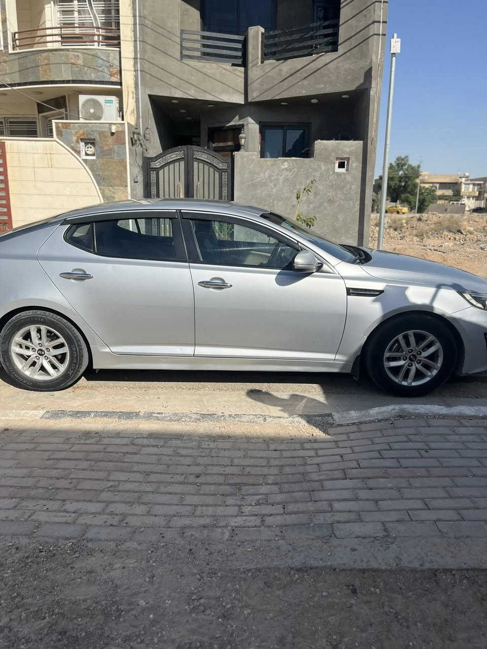 كيا اوبتما للبيع ٢٠١٦  خليجي مكفوله كفاله عامه من كلشي مكينه وكير  مكينه ٢٠٠٠دوش رقم بغداد بسمي مواصفات شاشه كامره دواره اشاير بالمري تحكم ستيرن رقم الهاتف ‭٠٧٨١ ٣٦٩ ٢٨٧٨‬
