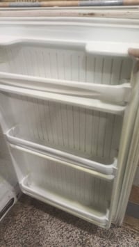 ثلاجه نضيفه • 28 قدم