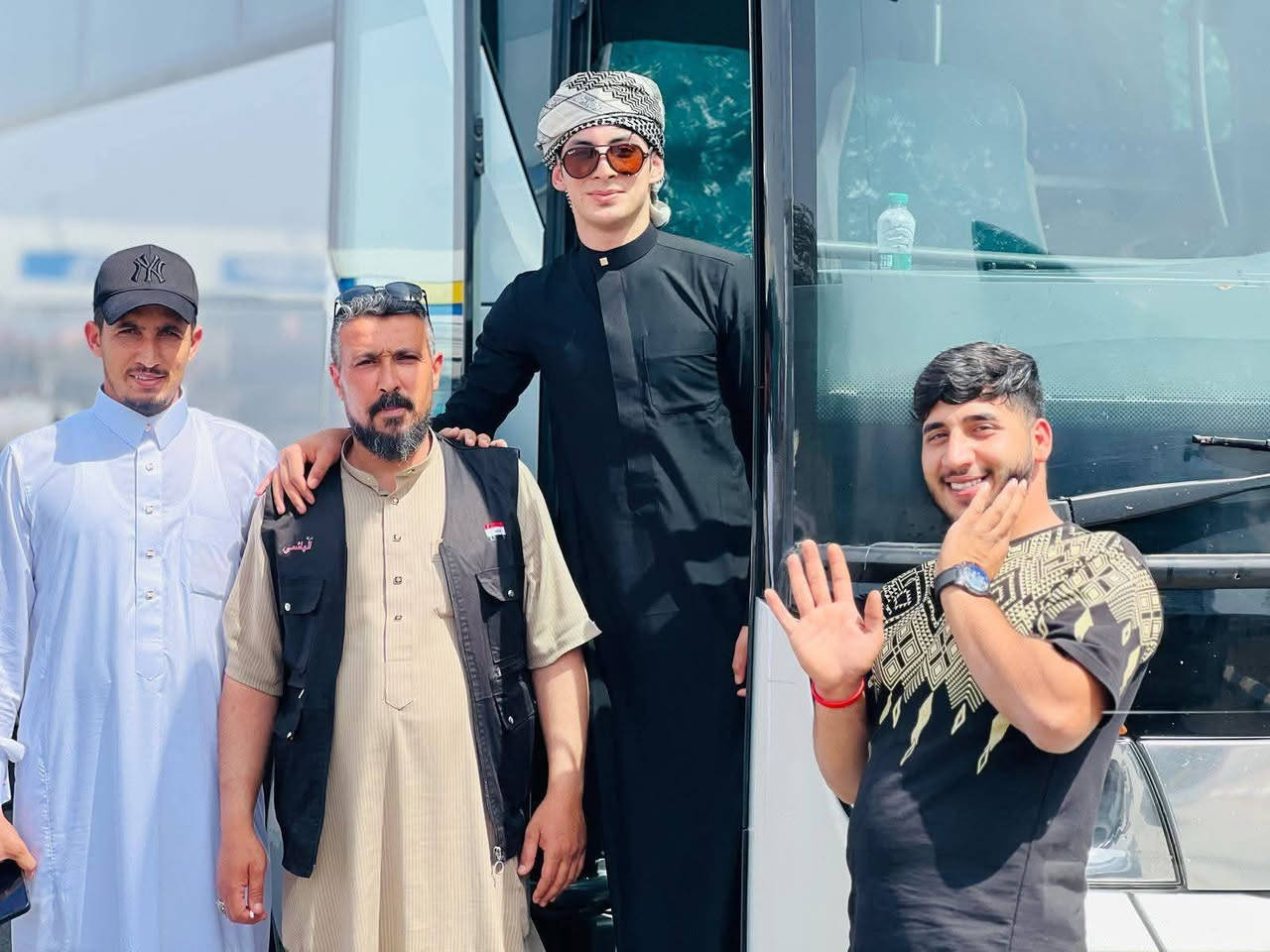 على بركة اللّٰه شركه الهاشمي للحج والعمره   عن فتح باب التسجيل لرحلات العمرة بعد الحج إن شاء اللّٰه.
استمتع برحلة إيمانية متكاملة تجمع بين الراحة والروحانية.
الأسعار ستكون تنافسية والبرامج متعددة 

🌟 مميزات الرحلة:
🚌 النقل: باصات برية حديثة ومريحة.
🍽️ الطعام: ثلاث وجبات يومياً 
🏢 السكن المميز:
المدينة المنورة: فندق في المنطقة المركزية.
مكة المكرمة: محبس الجن (جهة الباصات)

🕌 الخدمات الدينية: زيارة كافة المزارات في المدينة المنورة ومكة المكرمة
🕌 حجز دخول الروضة الشريفة (للرجال والنساء).
🎁 هدايا المعتمرين:
طقم حقائب سفر (كبيرة وصغيرة).
إحرامات فاخرة للرجال. 
 حجابات للنساء.

يرجى تسليم الجواز مع صورة شخصية واحدة في مقر الشركة:
🏠 العنوان: كركوك - قضاء الدبس 

شعارنا: خدمة ضيوف الرحمن ( شرف - أمانة - مسؤولية )
اتصل على الراقم التالي  
***********
