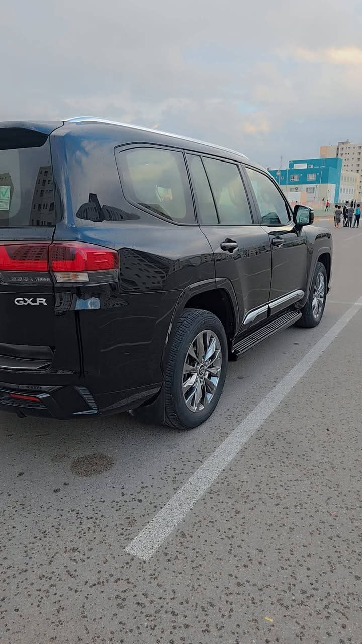 لاندكروز موديل 2023بريم GXR لمتدد
فول  المواصفات معروفه ماشيه ٥٥ الف 

مكان السياره بغداد 

الاتصال 

***********

السعر 67,000$
