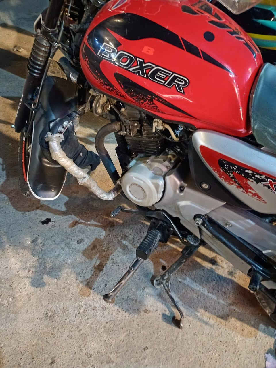 بوكسر موديل 23 نازل 24 رقم نكليزي تحويل ثانيوم مكاني بغداد مدينه الصدر جاهز كبل الشارع ***********
