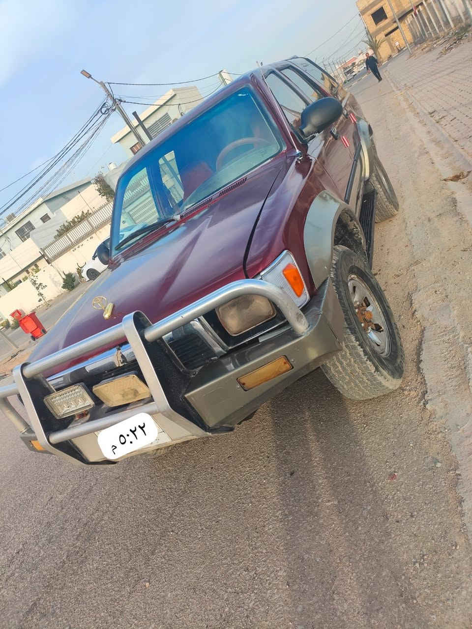 سلام عليكم للبيع تيوتا هايلوكس مديل 1994 السياره  جاهزه كير ومحرك ونجي سته سلندر نضاف تحويل مباشر سنويه ما منتهيه   تخم تايرات جدد باتري جديد كهربايات شغاله السعر 35وبيها العنوان النجف الرقم***********
