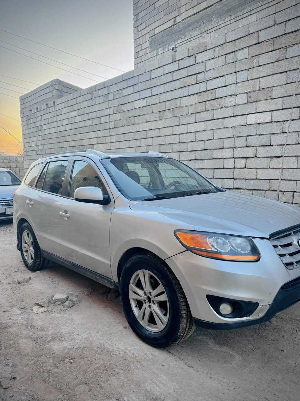 السلام عليكم سنتافي موديل2011
سياره أدوات كص بدون رقم
دخول جديد
مكينه بانزين6  
فول فتحه سقف
تخم تاير جديد
كير محرك شرط  
مابيه نقص 
السعر49وبيها مجال
(ويرهم مراوس مع كص)

‭ ‭***********
***********‬
