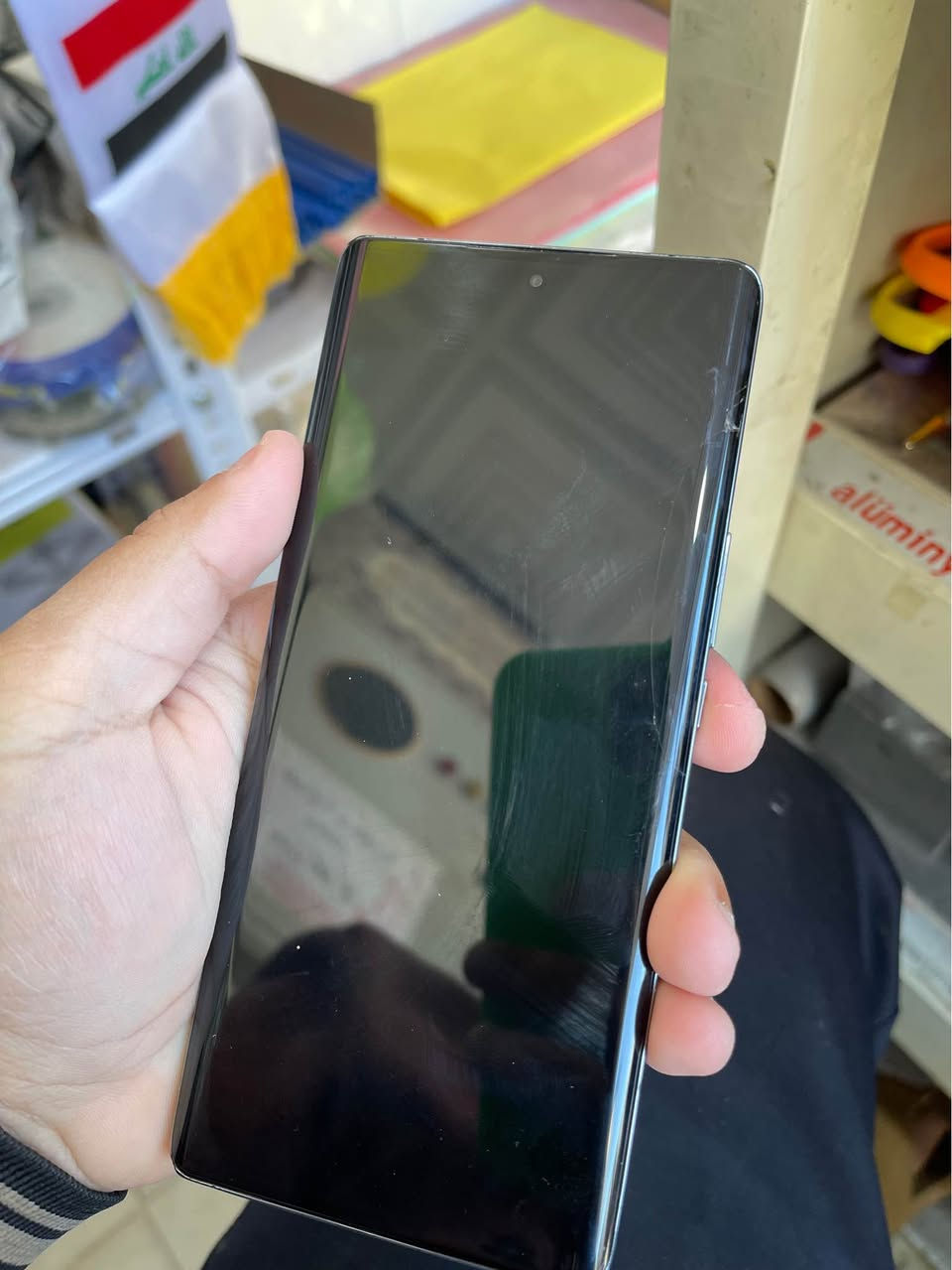 السلام عليكم هونر x9a 
بي فطر بركن ما اثر عل لمس الباقي كفالة 
خطين 
مكاني كربلاء سيف سعد 
رقمي /*********** كربلاء, العراق
