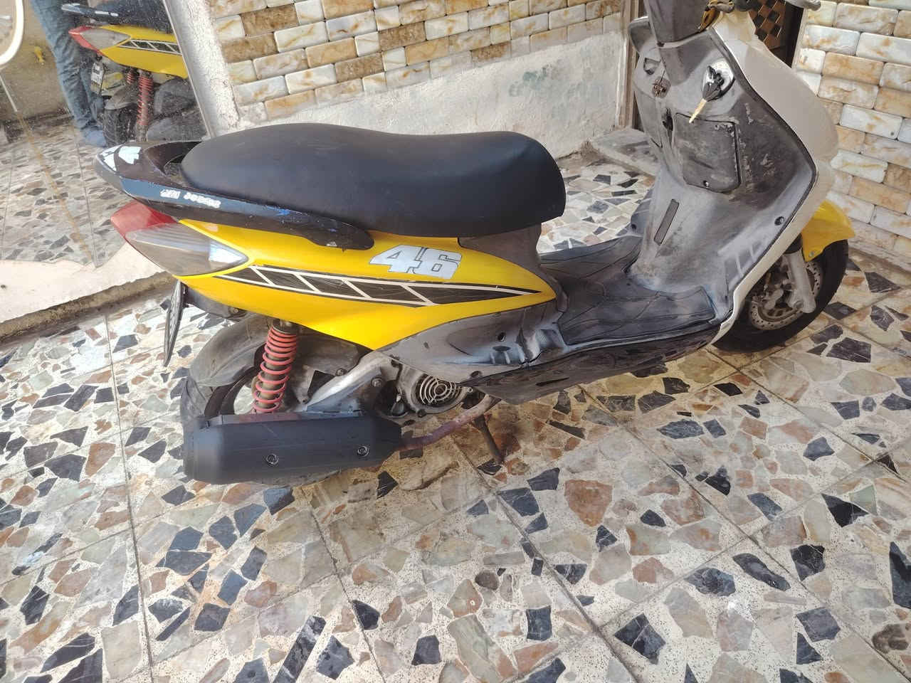 لبيع دراجة سكنس كوري سرعة ١٤٠ دراجة تخبل سعرها ٥٥٠الف هذا رقمي ***********
