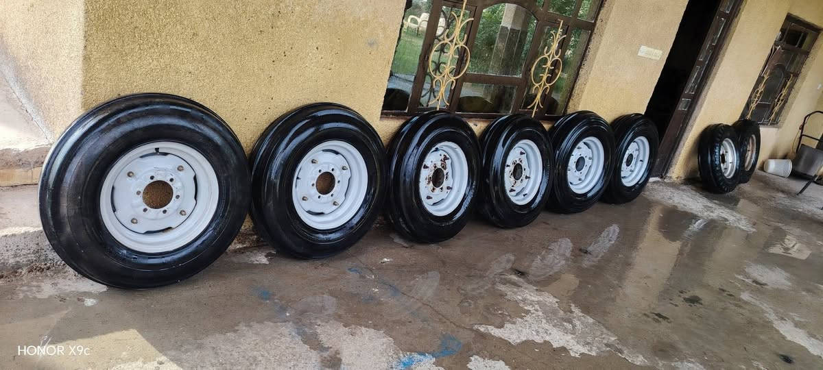 السلام عليكم تايرات فوركسن يراني تركي نكليزيه للبيع العنوان بغداد اليوسفيه *********** ***********
