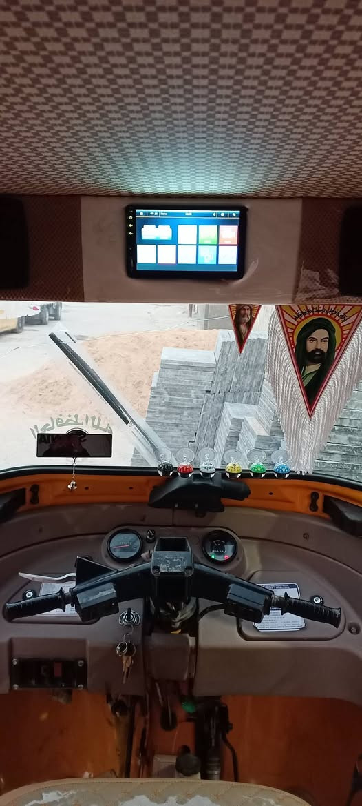 سلام عليكم تكتك للبيع 19اوراق
مكان مدينة الصدر ***********
