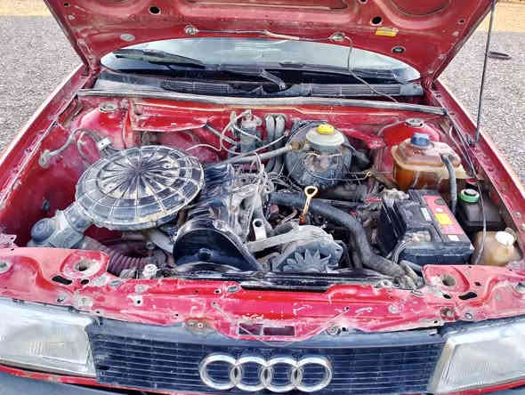 السلام عليكم سياره اودي موديل 91 سنويه ساقطه السعر 25وبيه مجال اتصل ***********
