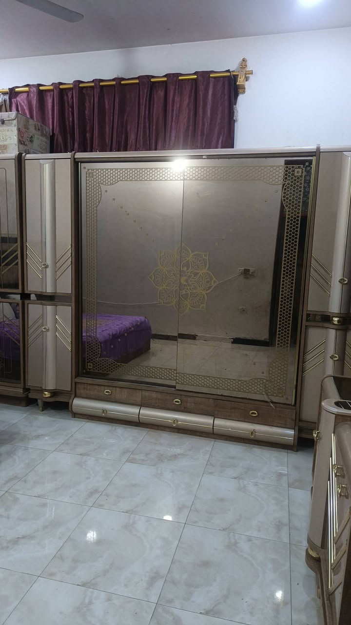 السلام عليكم غرفه تركيه بيها اضرار قليله تجي وتشوف بعينك لا تكلي شبيها مااببها تعال وشوف بعينك خاص ماكو فقط اتصال الرقم ***********

