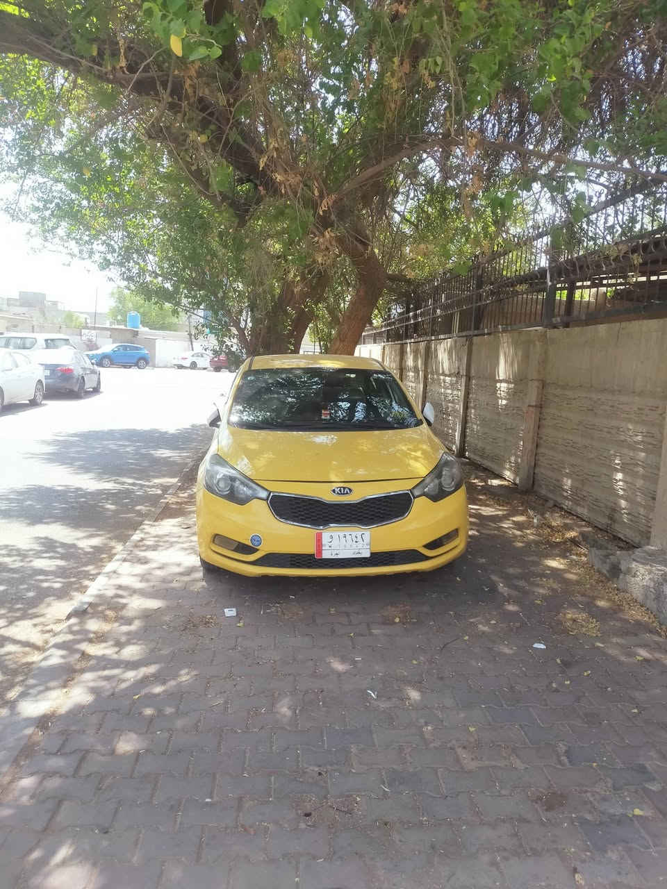 جي دي اي   GDI
 صدر جديد محرك وكير لاتبخير ولاتنقيص
تبريد ثلج
تايرات باتري  جديد
ضربتهه من الخلف مواصل للسبير
مبدل قبق الصندوك
وضربة بالجاملغ الايسر
السيارة خير من الله 
السعر 85 
بيهه مجال للشراي 
وحك الجية
المكان الاعلام قرب سنتر الاعلام
***********
